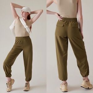 Athleta boundless low rise cargo pants